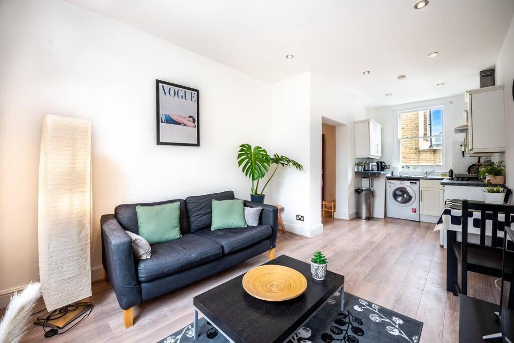 Appartamento Cosy Flat In Central Ldn Payment To The Host Londra Esterno foto